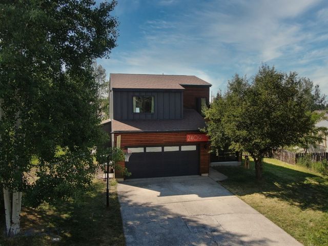 2409 Westridge Drive, Bozeman, MT 59715