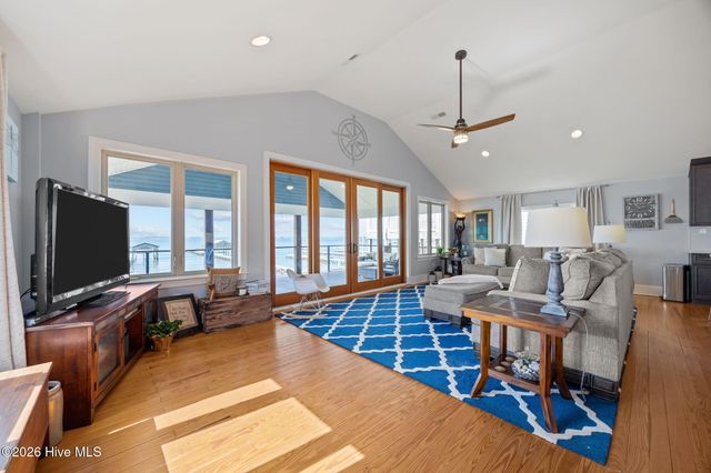 1513 Bayview Road, Bath, NC 27808