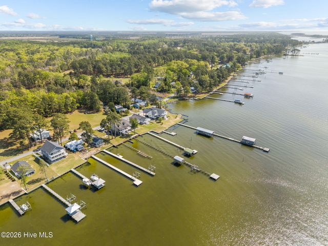 1513 Bayview Road, Bath, NC 27808