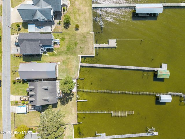 1513 Bayview Road, Bath, NC 27808