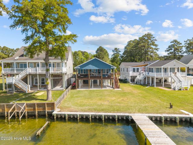 1513 Bayview Road, Bath, NC 27808
