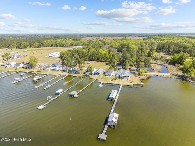 1513 Bayview Road, Bath, NC 27808