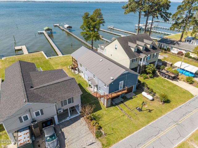 1513 Bayview Road, Bath, NC 27808