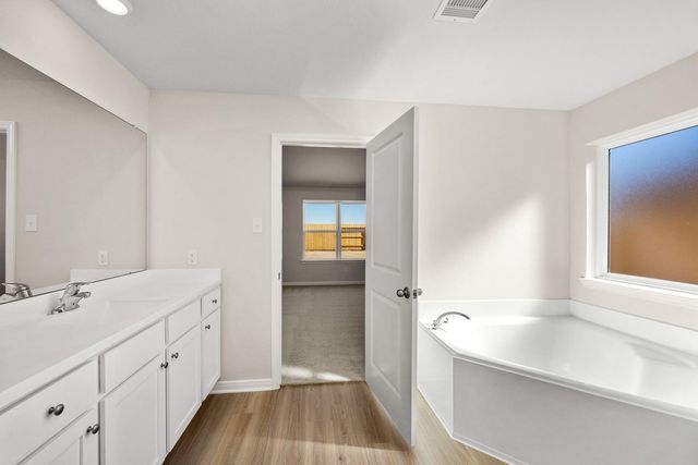 14311 Freeboard Drive, Texas City, TX 77510