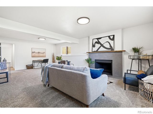 4424 W 2nd Street, Greeley, CO 80634