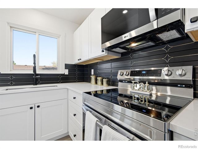 4424 W 2nd Street, Greeley, CO 80634