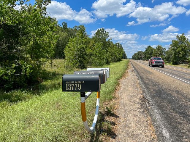 0 Us 69, Warren, TX 77664