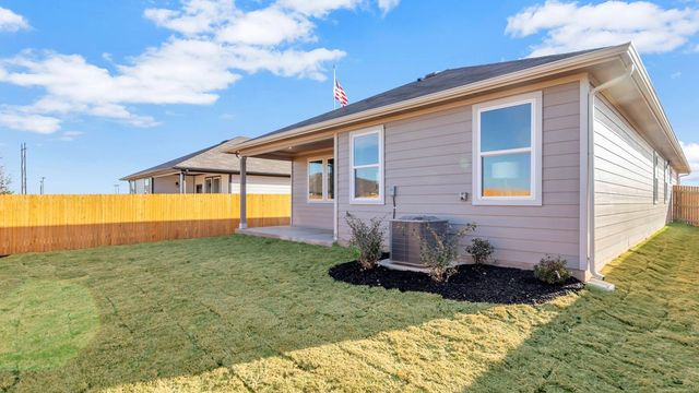 166 Caddo BND, Kyle, TX 78640