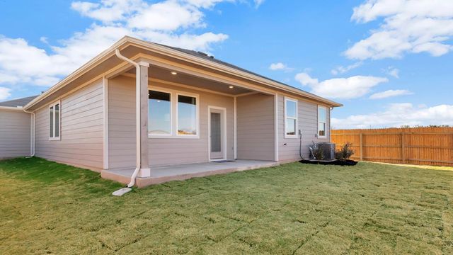 166 Caddo BND, Kyle, TX 78640