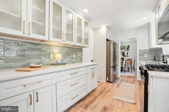 1801 HAWTHORNE AVE, Havertown, PA 19083