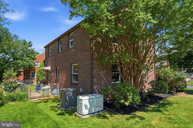 1801 HAWTHORNE AVE, Havertown, PA 19083