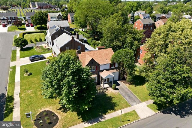 1801 HAWTHORNE AVE, Havertown, PA 19083