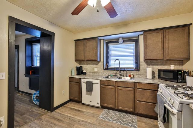 142 4th Avenue, Dayton, KY 41074