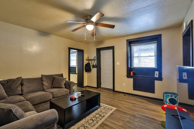 142 4th Avenue, Dayton, KY 41074