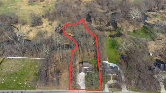 54230 County Rd 8, Middlebury, IN 46540