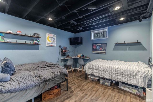 54230 County Rd 8, Middlebury, IN 46540