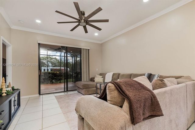 3044 La Mirage Dr, Lauderhill, FL 33319