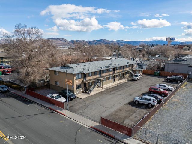 2555 G Street, Sparks, NV 89431