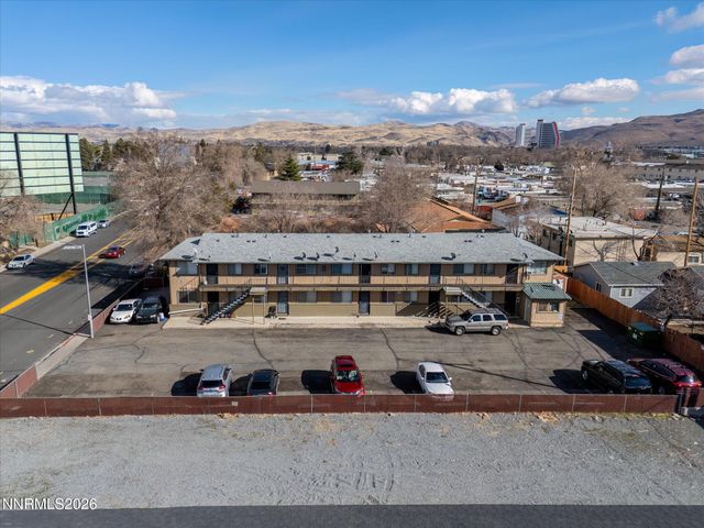 2555 G Street, Sparks, NV 89431