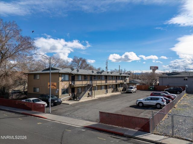 2555 G Street, Sparks, NV 89431