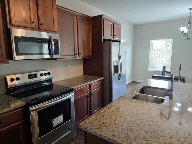 758 Galveston Way, Mcdonough, GA 30253