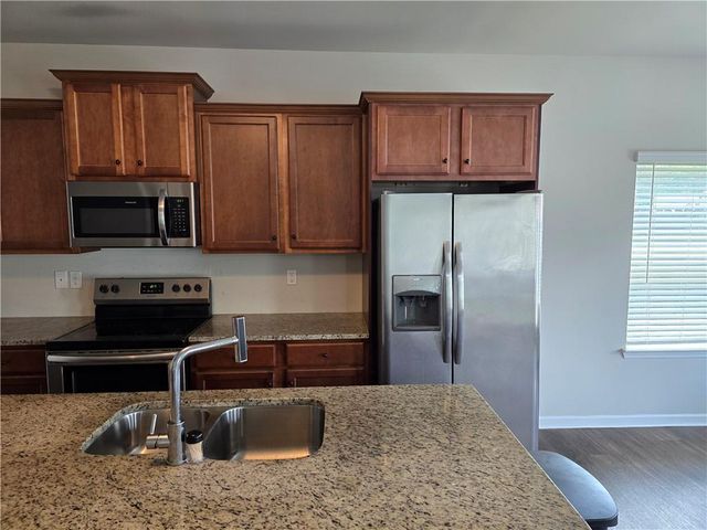 758 Galveston Way, Mcdonough, GA 30253