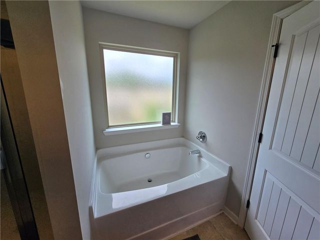 758 Galveston Way, Mcdonough, GA 30253