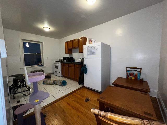 3053 W Argyle Street 2, Chicago, IL 60625