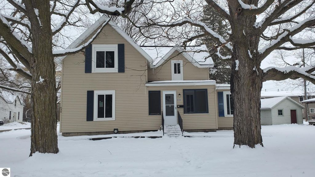 Image 29 of property listing at 634 S Oak Street, Mt Pleasant, MI 48858