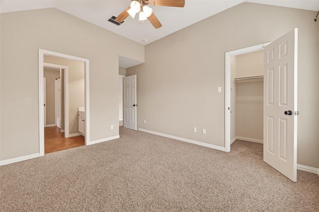 35 Woodmoor Place, Magnolia, TX 77354