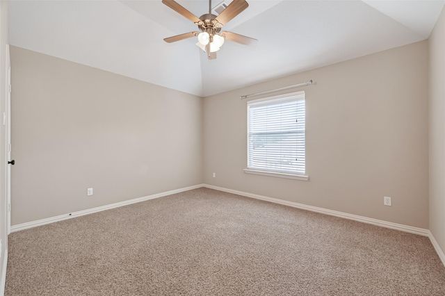 35 Woodmoor Place, Magnolia, TX 77354