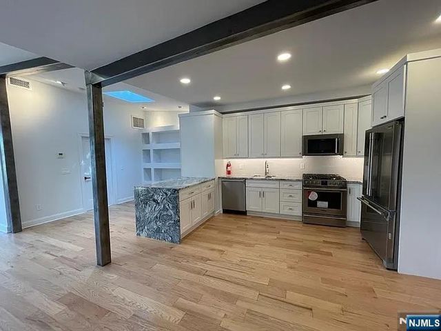 9009 Riverside Place 2, North Bergen, NJ 07047