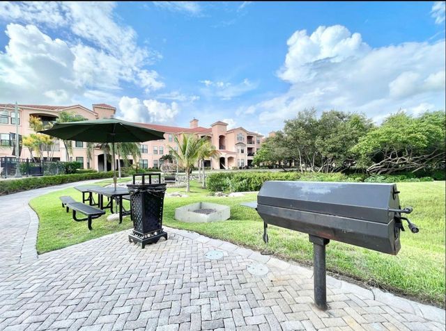 2721 VIA MURANO 324, Clearwater, FL 33764