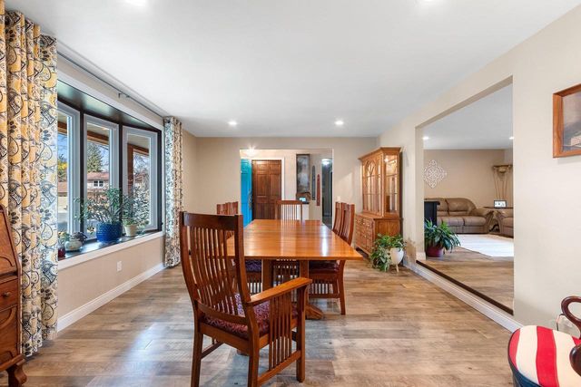 2031 PARKWOOD COURT, Green Bay, WI 54304
