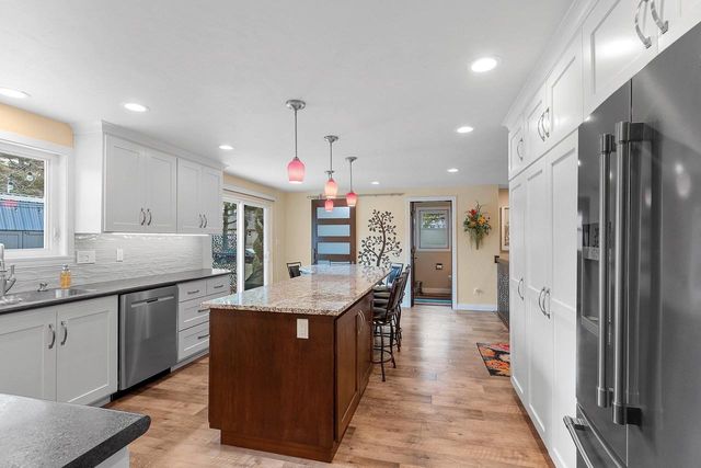 2031 PARKWOOD COURT, Green Bay, WI 54304