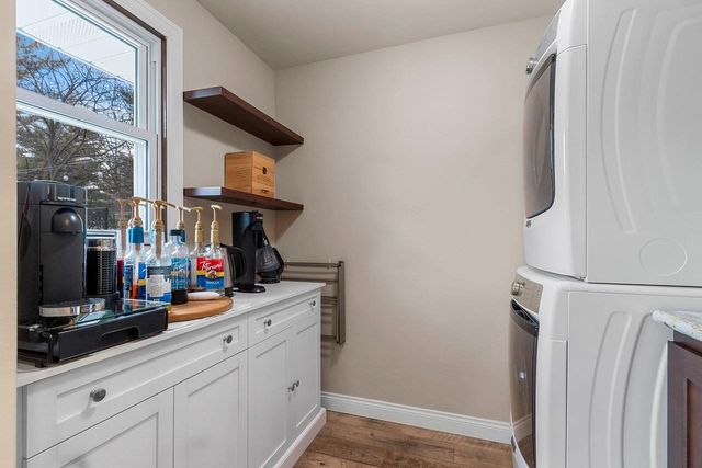 2031 PARKWOOD COURT, Green Bay, WI 54304