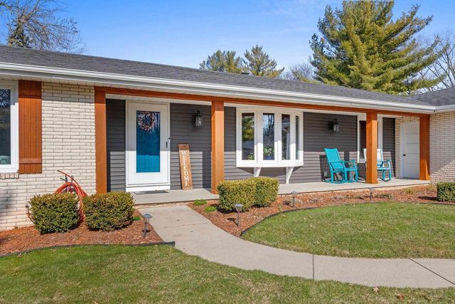 2031 PARKWOOD COURT, Green Bay, WI 54304