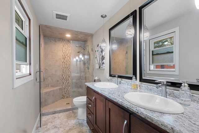 2031 PARKWOOD COURT, Green Bay, WI 54304
