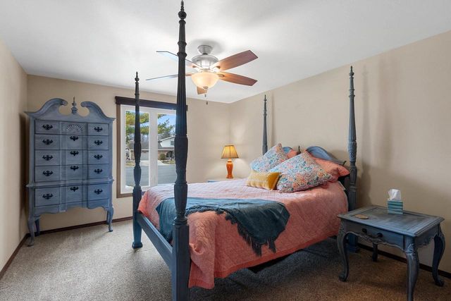 2031 PARKWOOD COURT, Green Bay, WI 54304