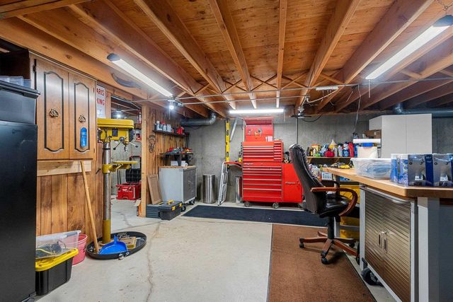 2031 PARKWOOD COURT, Green Bay, WI 54304