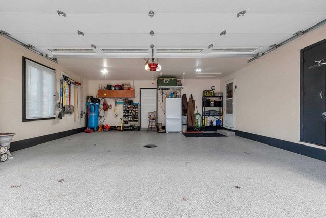 2031 PARKWOOD COURT, Green Bay, WI 54304