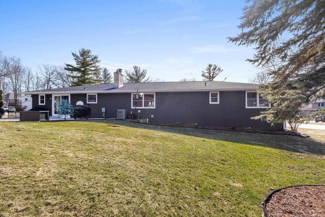 2031 PARKWOOD COURT, Green Bay, WI 54304