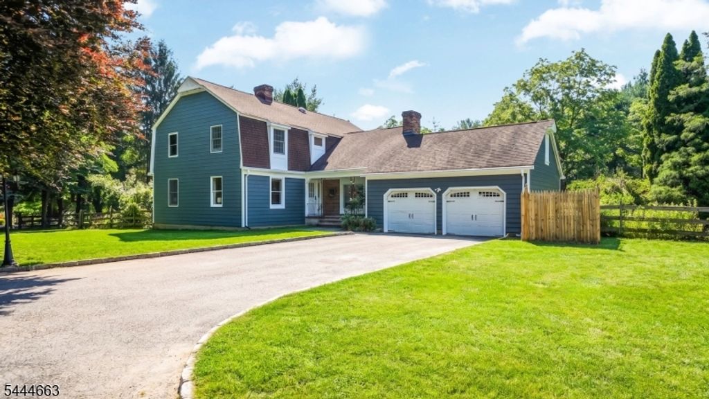 2 Chester Woods Dr, Chester Twp., NJ 07930 — exterior