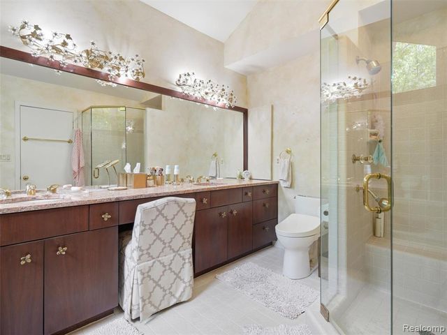 4751 Rolling Ridge Road, West Bloomfield, MI 48323