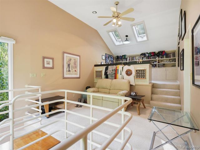 4751 Rolling Ridge Road, West Bloomfield, MI 48323