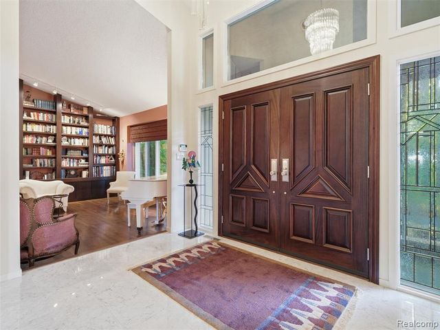 4751 Rolling Ridge Road, West Bloomfield, MI 48323