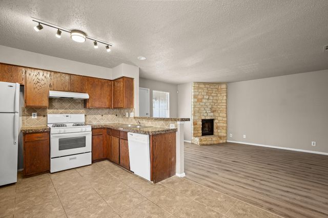 9810 Roxanna DR, Austin, TX 78748