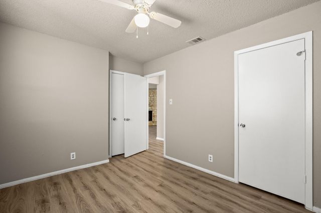 9810 Roxanna DR, Austin, TX 78748