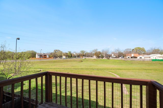 9810 Roxanna DR, Austin, TX 78748