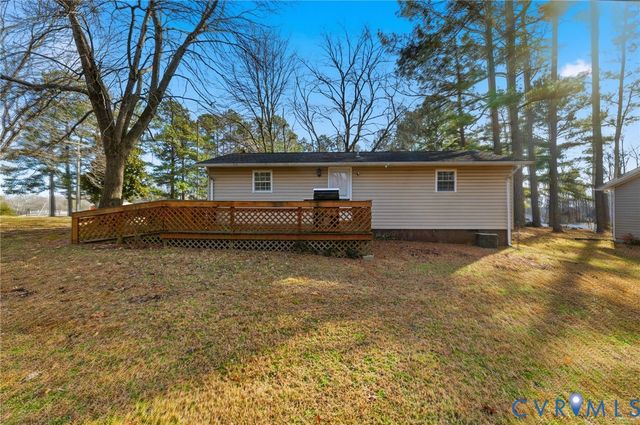 12145 White Bark Rd, Ruther Glen, VA 22546